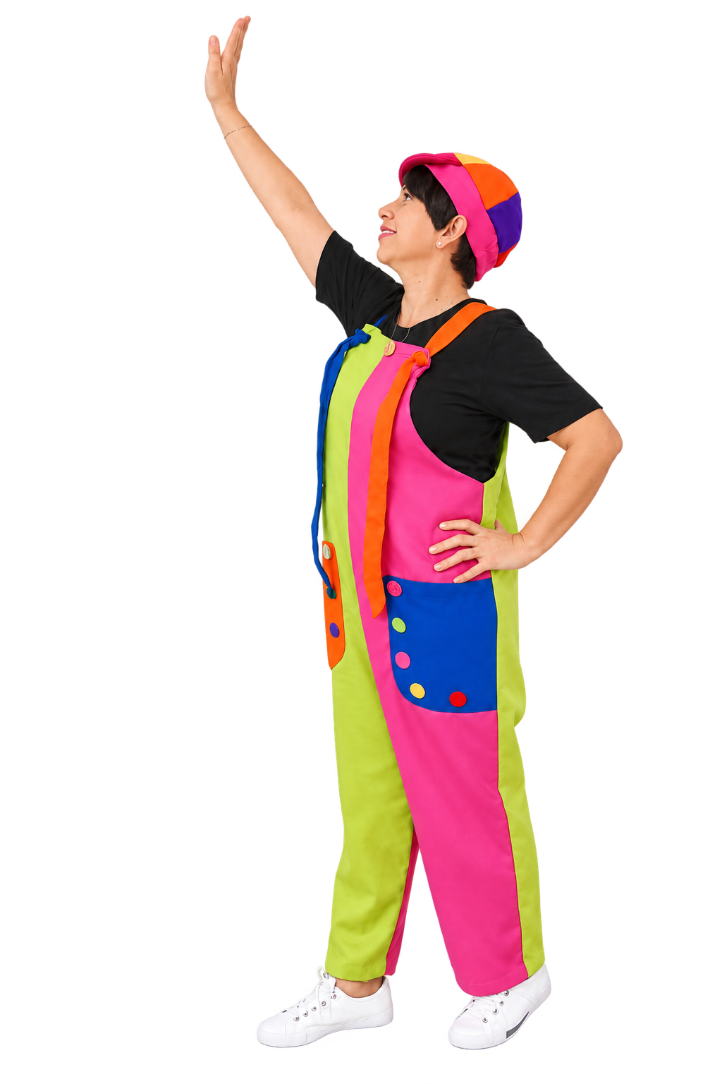 Anna Patrícia Martins, educadora das infâncias, com roupa colorida